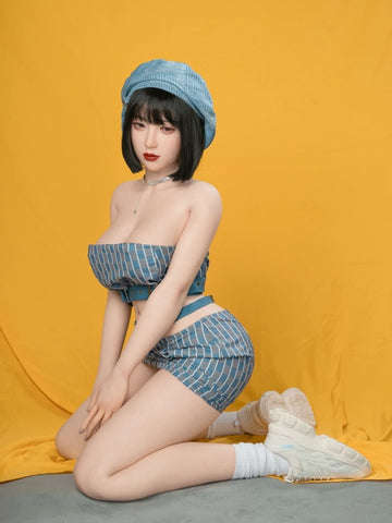 F632-Kyla 165cm/5ft4 Big Boobs Short Hair Silicone Sex Doll